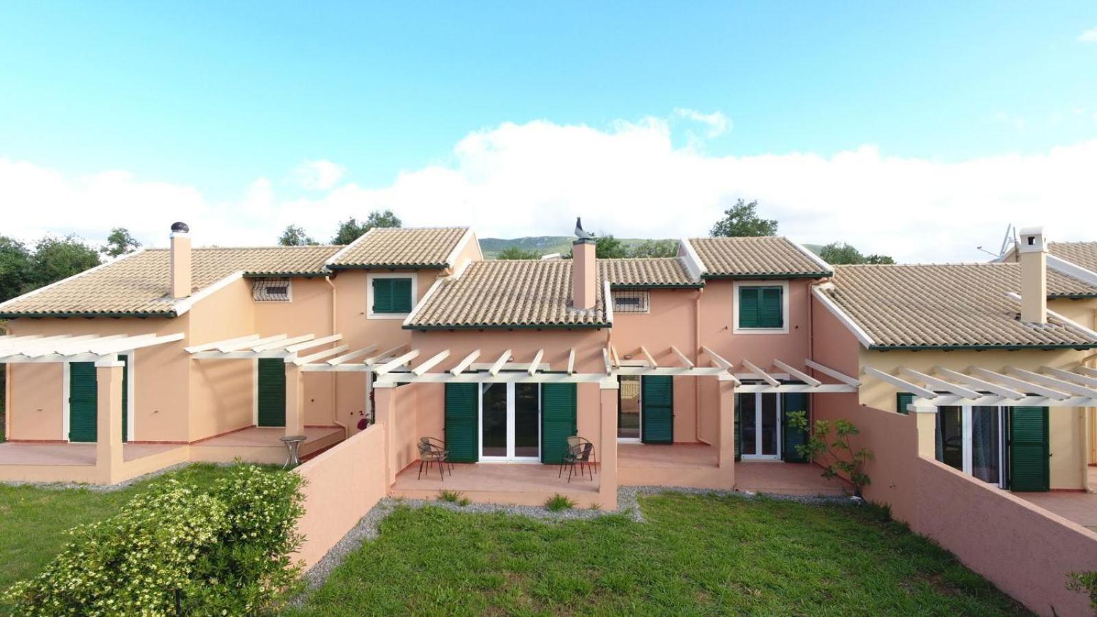Villas Epta Karpi Complex Of 7 Luxury Villas Skriperon Exterior foto